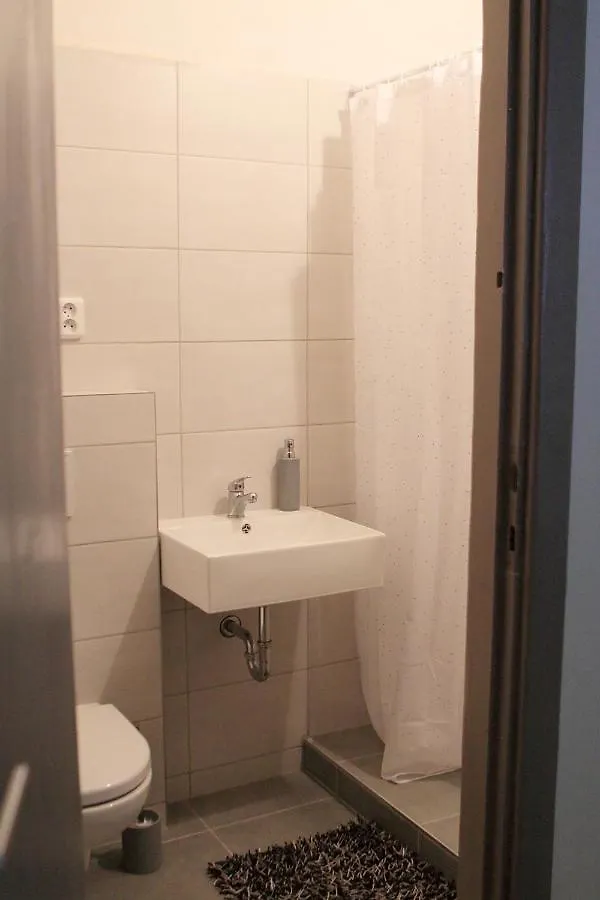 Green Park Rooms 브르노 홈스테이