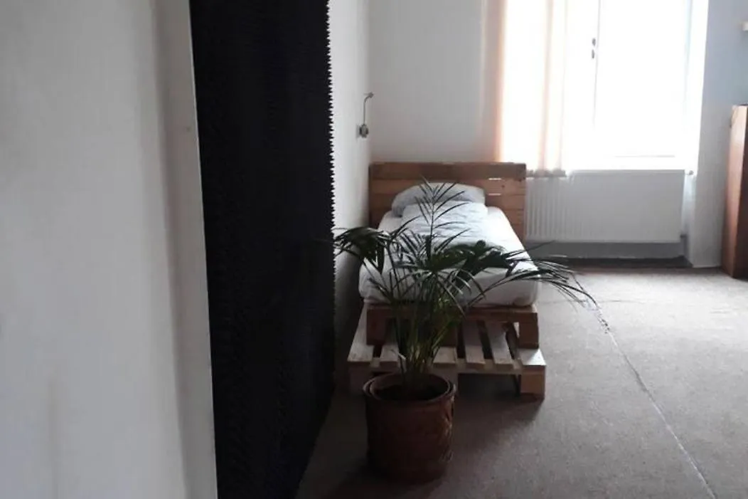 Green Park Rooms 브르노 0*,